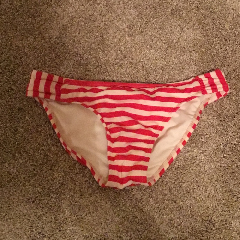4/$10 Hobie Red & White Striped Bikini Bottom